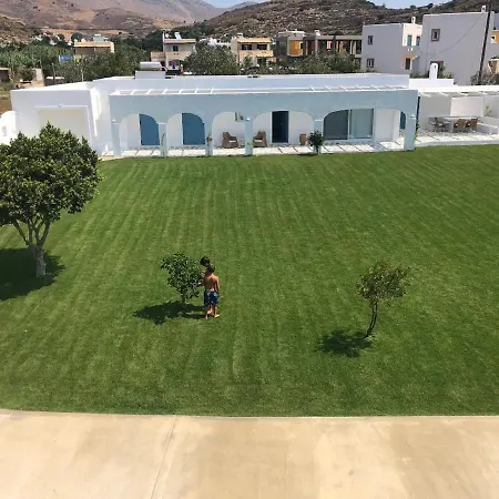 Omega In Kokkali, Leros Casa de Férias *